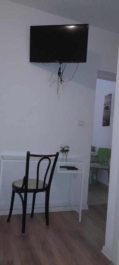 Apt White Idyll, 3 Bedrooms, 3 Bathrooms, Terrace Apt Promajna Extérieur photo